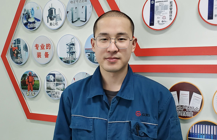 2022年度通发娱乐医药优异科技斗争者——肖 兵